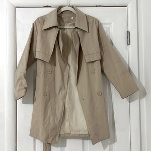 Women’s Trench Coat in Tan